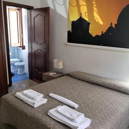 לינה וארוחת בוקר Domus Getsemani 3*