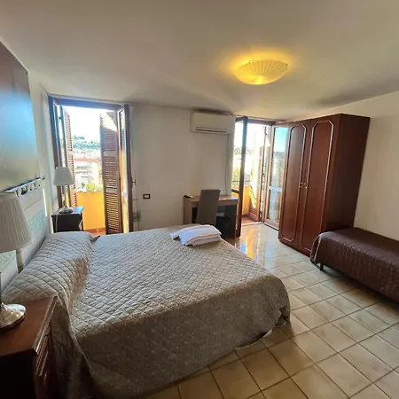 לינה וארוחת בוקר Domus Getsemani 3*