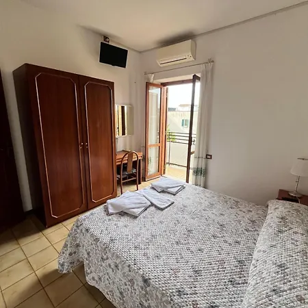 Domus Getsemani Bed & Breakfast Rome